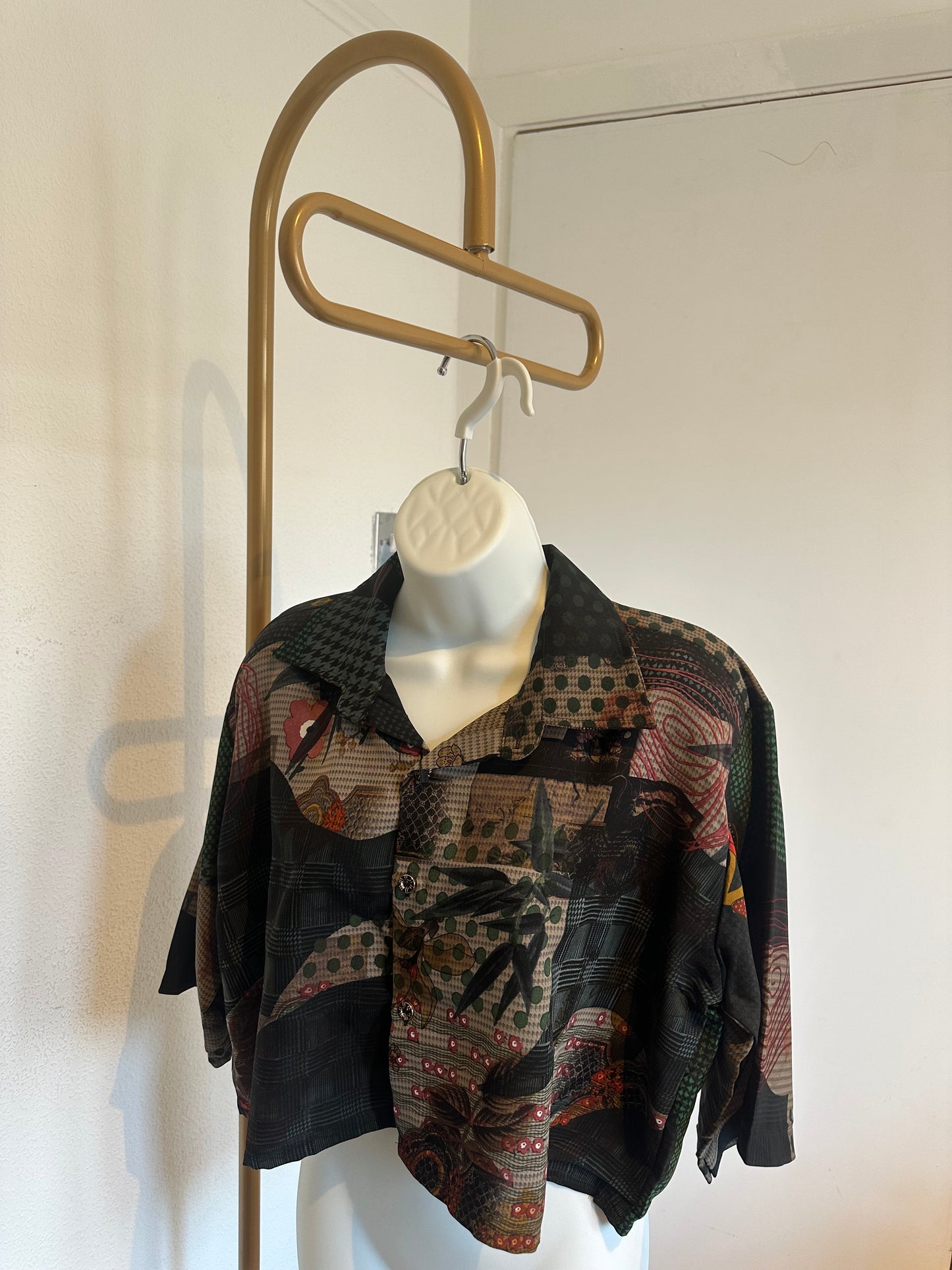 Vintage Short-Sleeve Button Up Blouse - Cropped