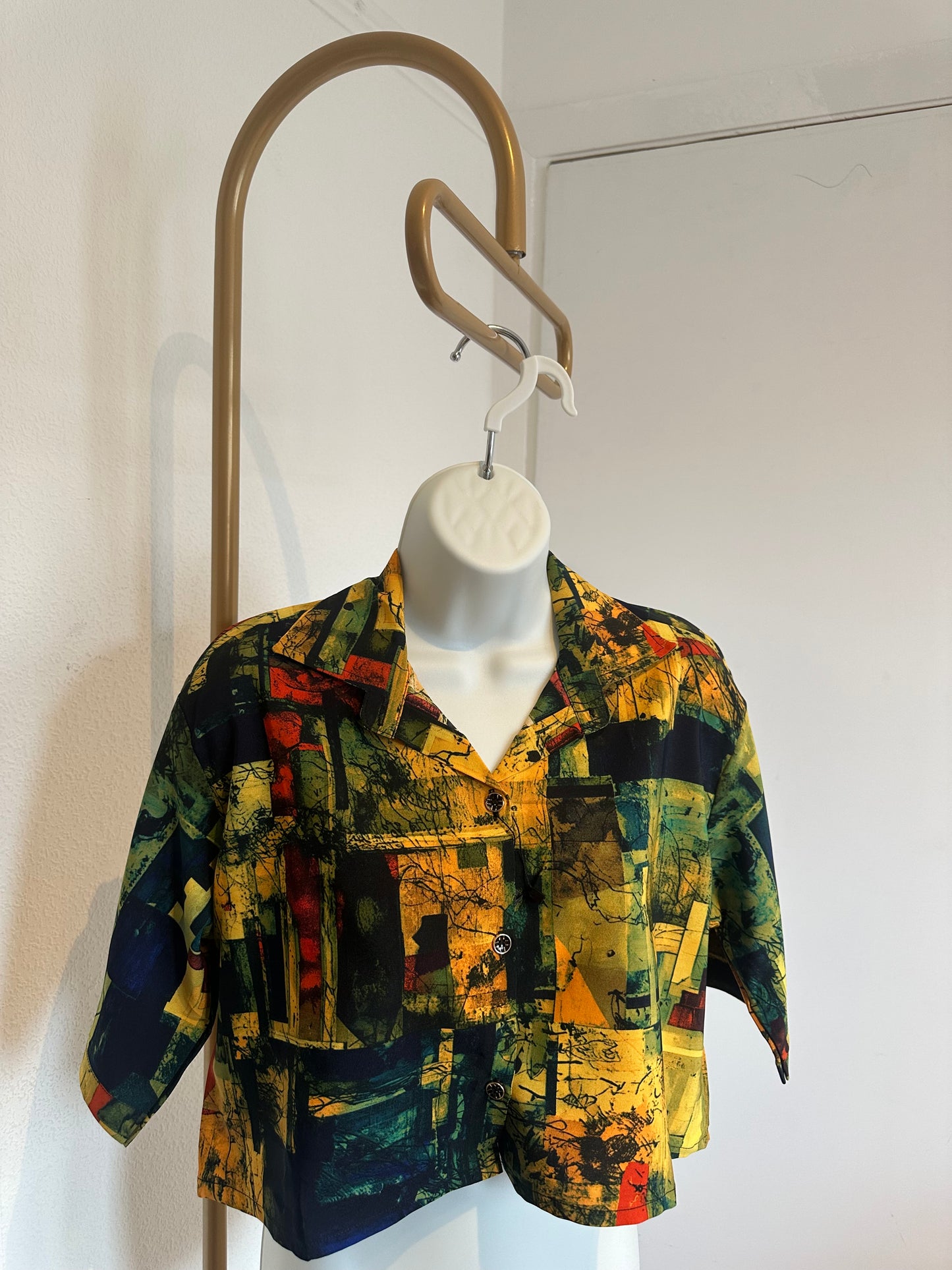 Vintage Short-Sleeve Button Up Blouse - Cropped
